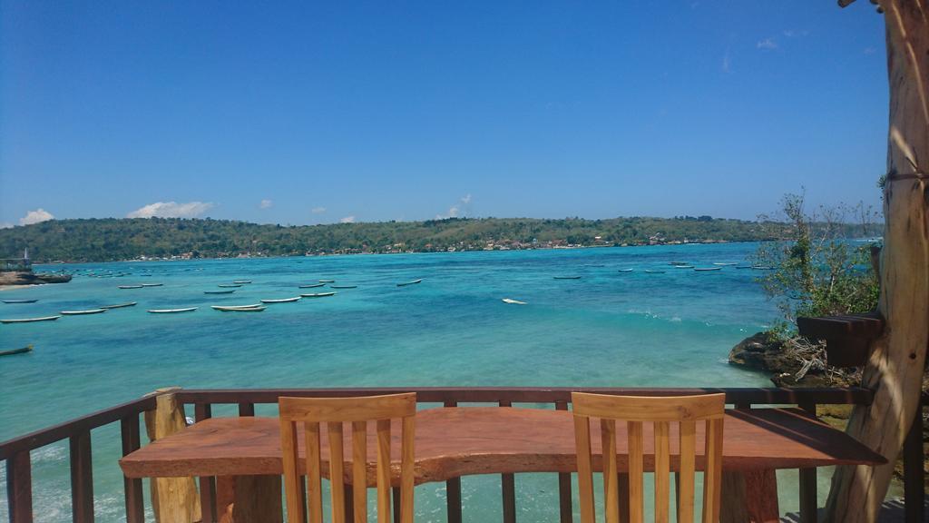 Dini D'Nusa Lembongan Hotel ภายนอก รูปภาพ